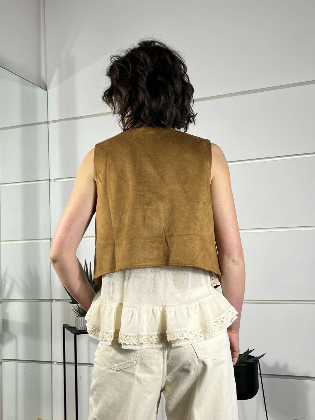 gilet con ricami cammello LSS-Q025CAMEL HAVE ONE