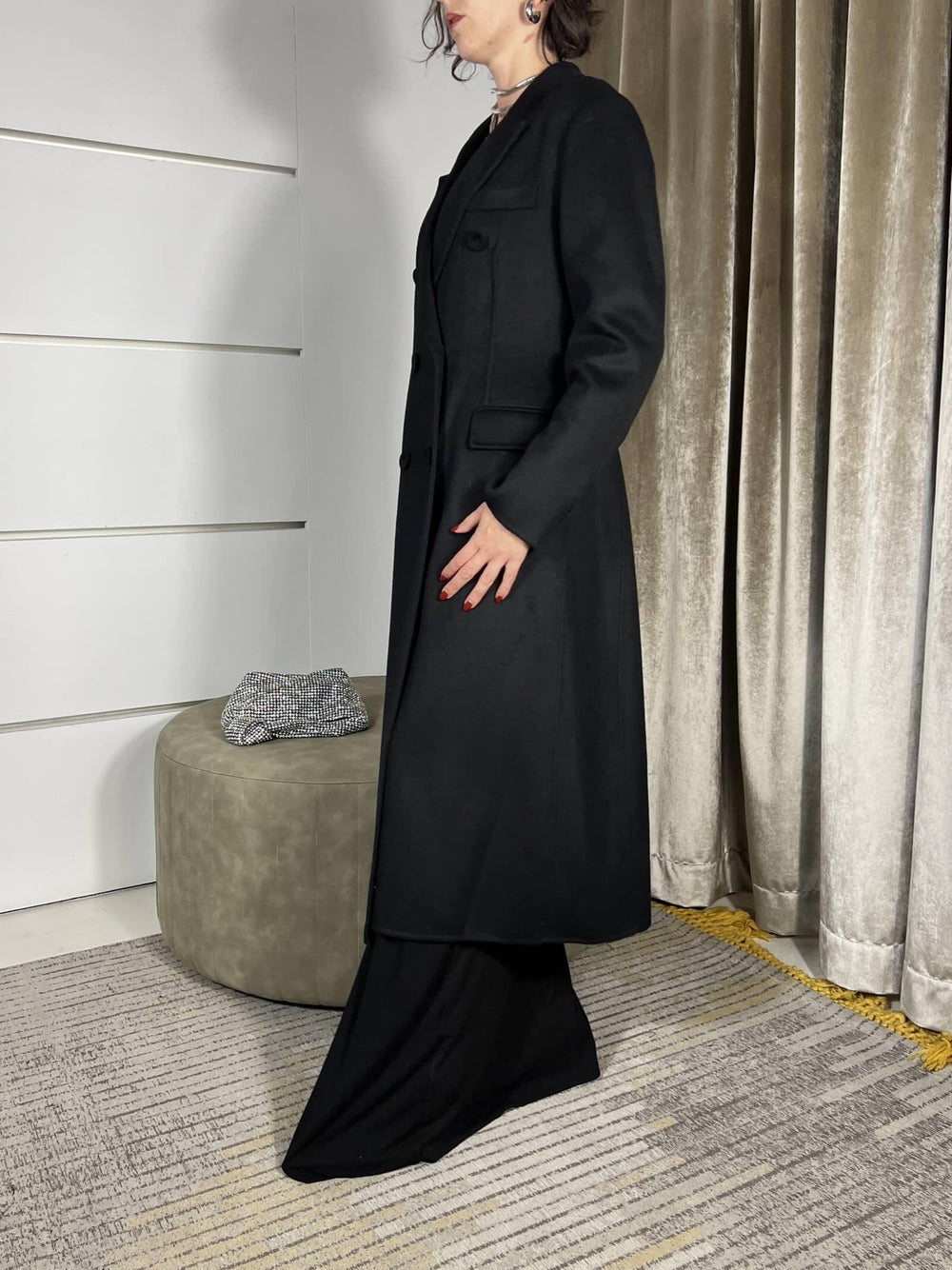 CAPPOTTO NERO LUNGO SFIANCATO50% LANA HAND MADE TF0059NERO VICOLO