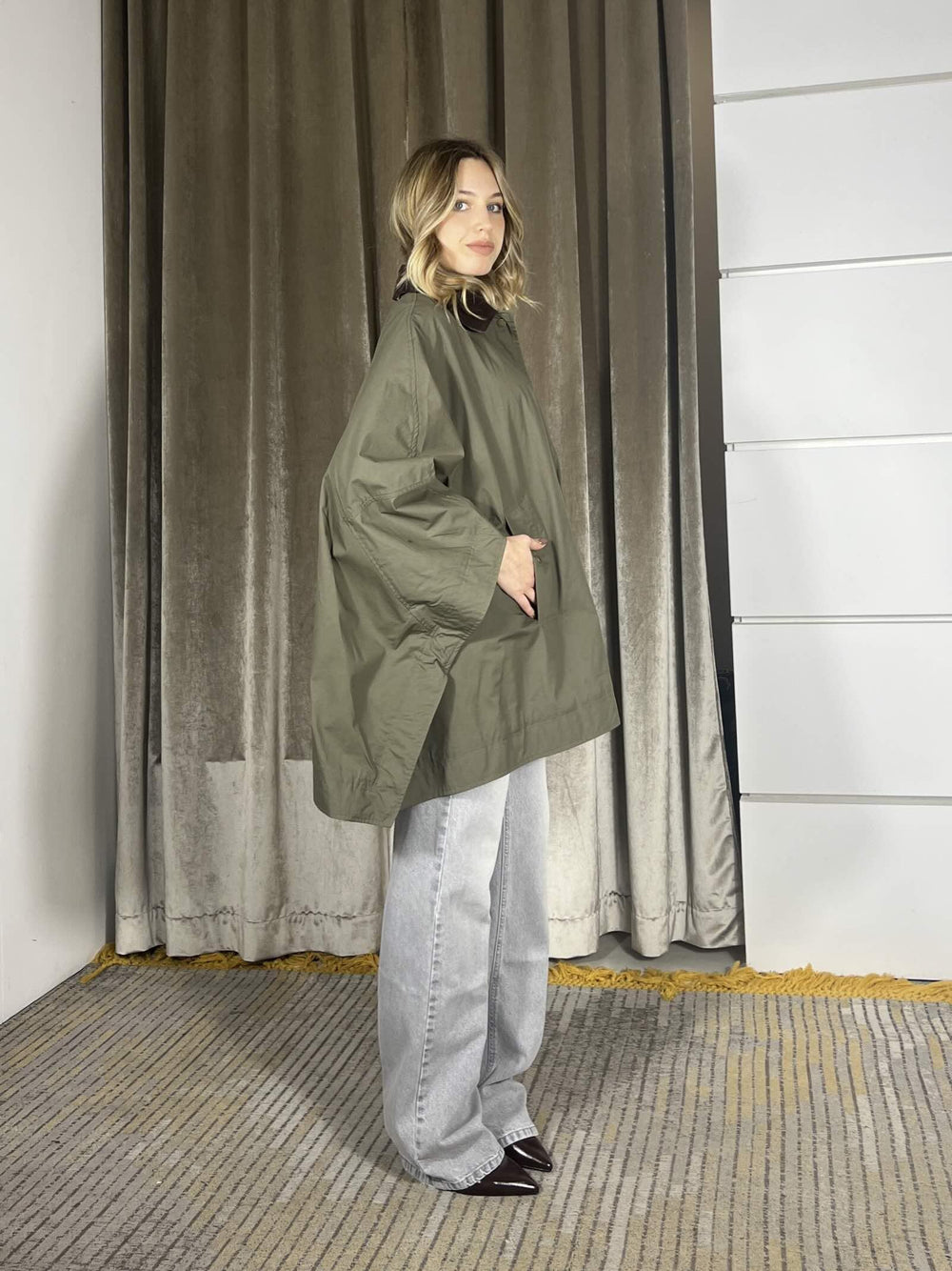 cappa verde con colletto in velluto moro TAB0018VERDE VICOLO