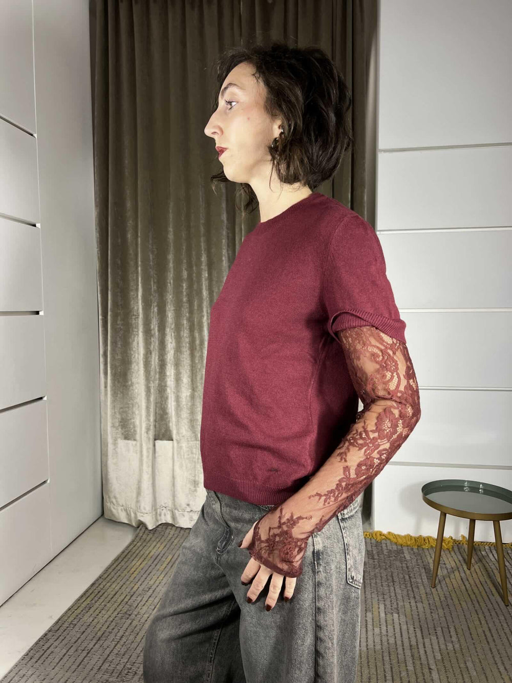 maglia bordeaux con manica in pizzo 22199FBORDEAUX VICOLO