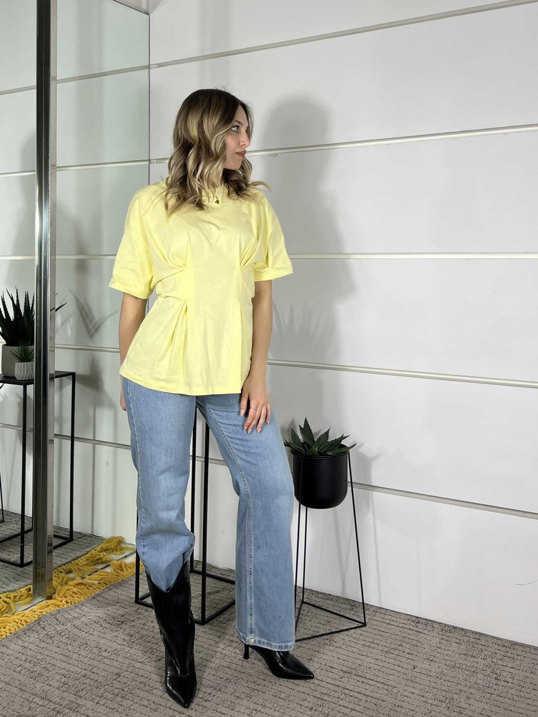 t-shirt gialla ripresa in vita UAB0020GIALLO VICOLO