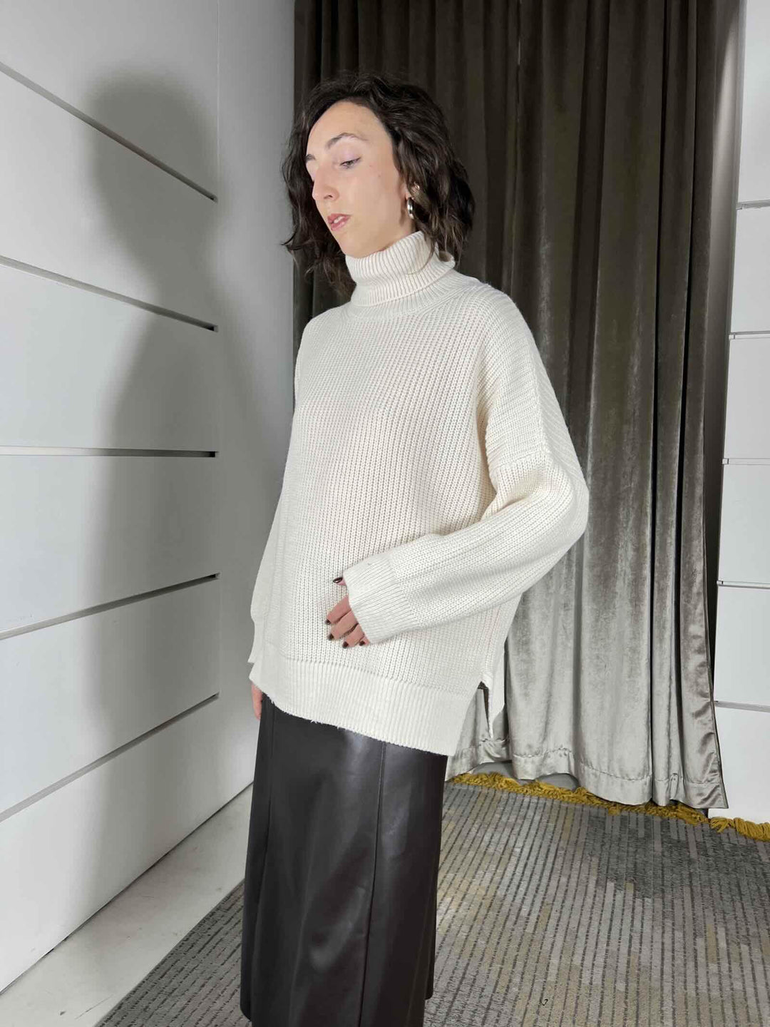 maglione collo alto over panna in misto lana e alpaca S01Y0953PANNA PHILIA LOFT