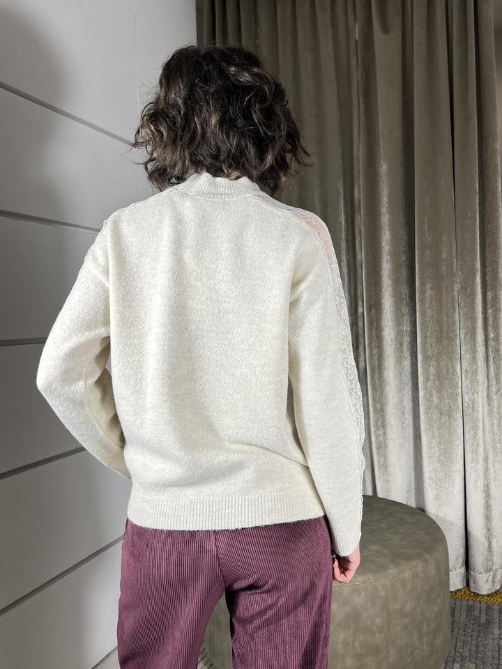 maglia con collo a cratere e manica con pizzo panna MMO-P409PANNA HAVE ONE