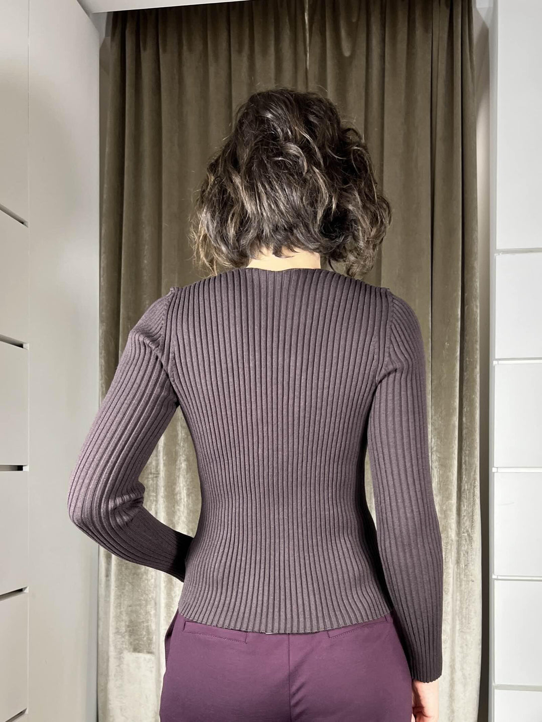 maglia brown a costine scollo a v con lacci W5HMJ55A418BROWN TENSIONE IN