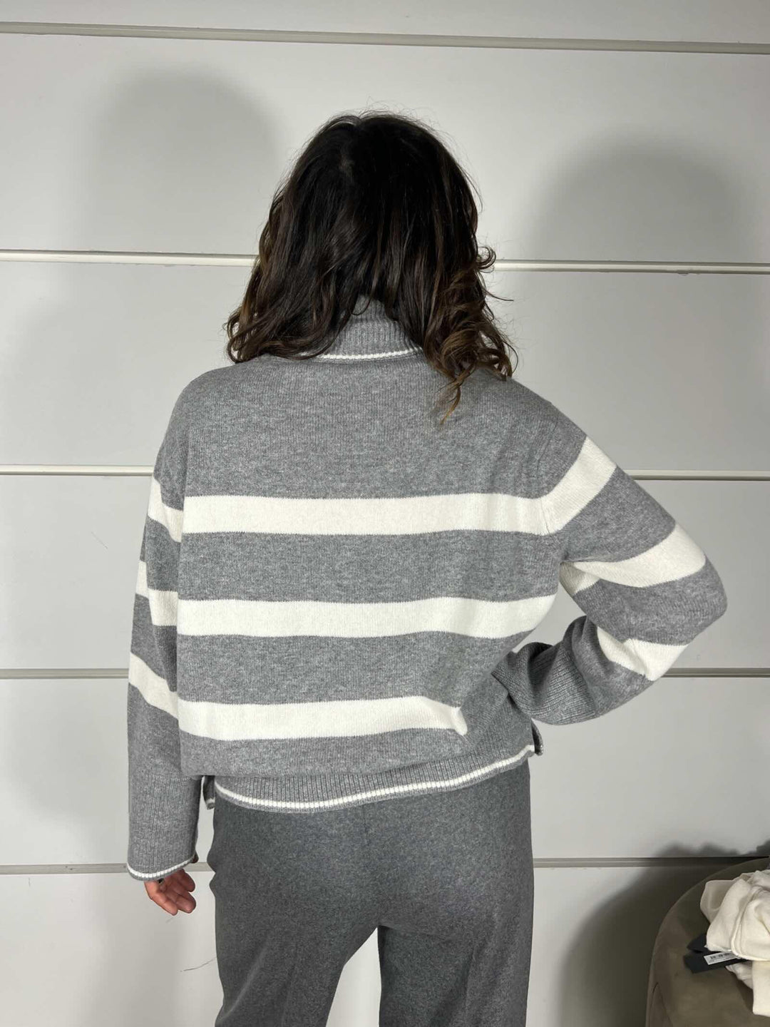 MAGLIONE COLLO ALTO GRIGIO E BIANCO MT3946940 SEVENTY