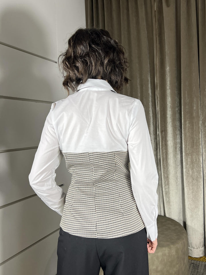 camicia bianca con corpetto pied de poule con cravatta 26C1680VAR. UNICA TENSIONE IN