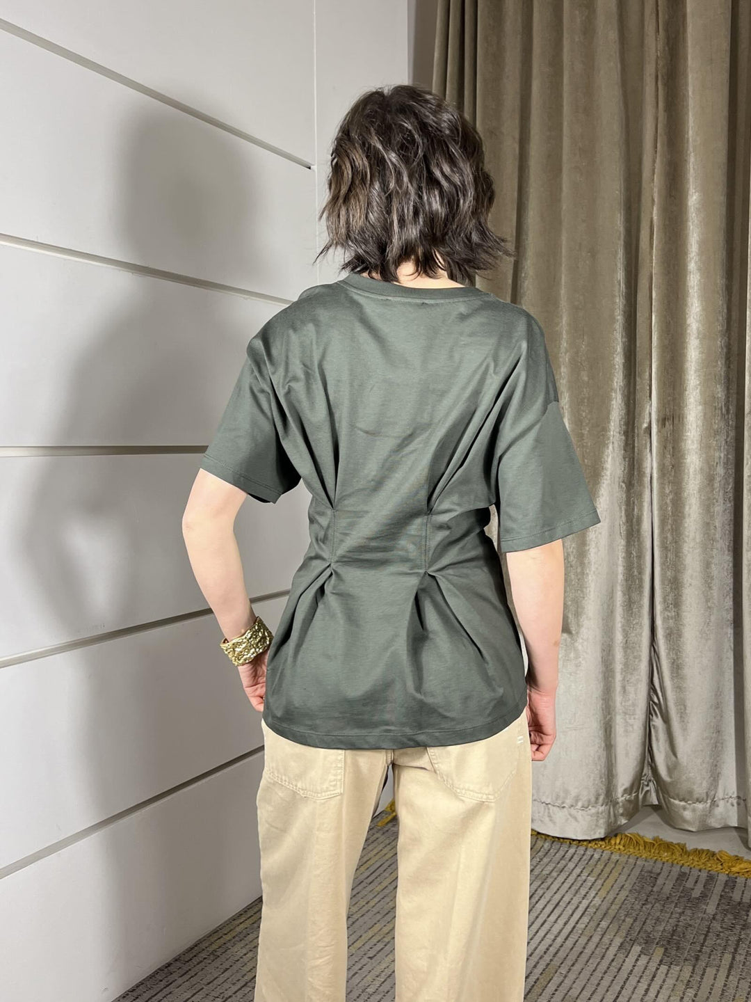 t-shirt militare ripresa in vita UAB0020MILITARE VICOLO