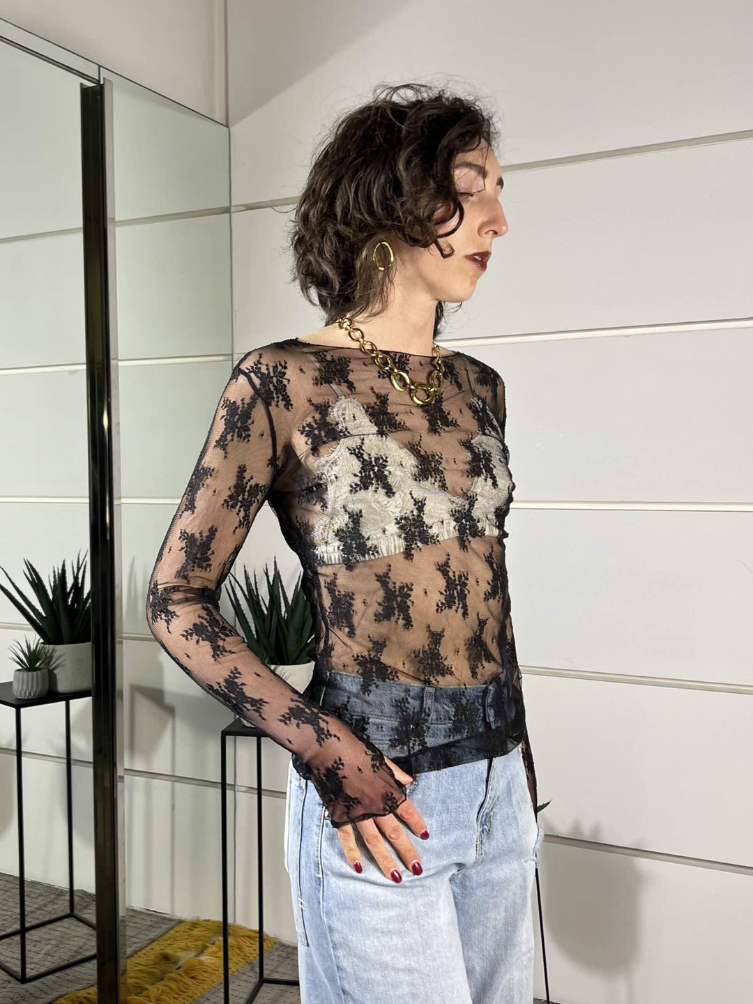 t-shirt in pizzo  nera con manicoto 10997NERO SUSY MIX
