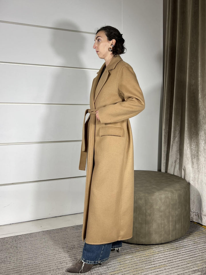 cappotto lungo con cinta e interno tarpuntato hand made 50%wo 50%pl lining 55%pl 45%vi  padding 100%$pl TF0058CAMMELLO VICOLO