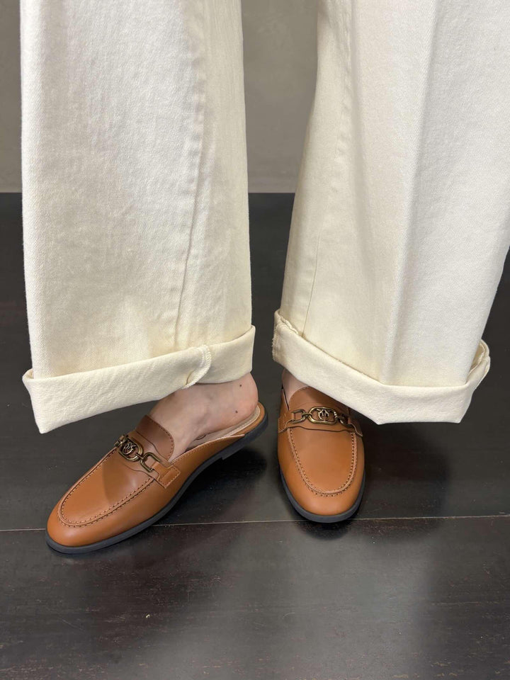 sabot in pelle cuoio con fibbia oro NATY 09205 PINKO