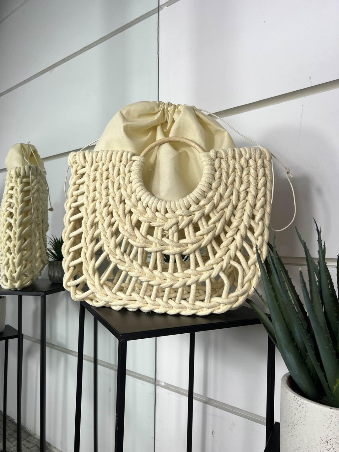 borsa beige a intreccio in corda con tracolla CE-2504BEIGE FEMME CAFE SELECTION