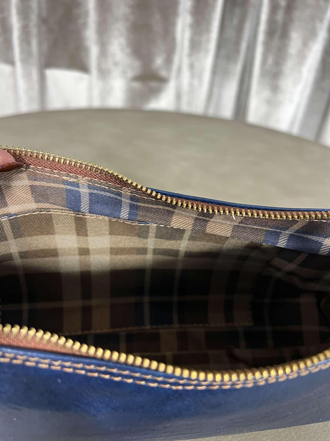 borsa in vera pelle con manico interno check con tasca a parete 266527BLU FEMME CAFE SELECTION