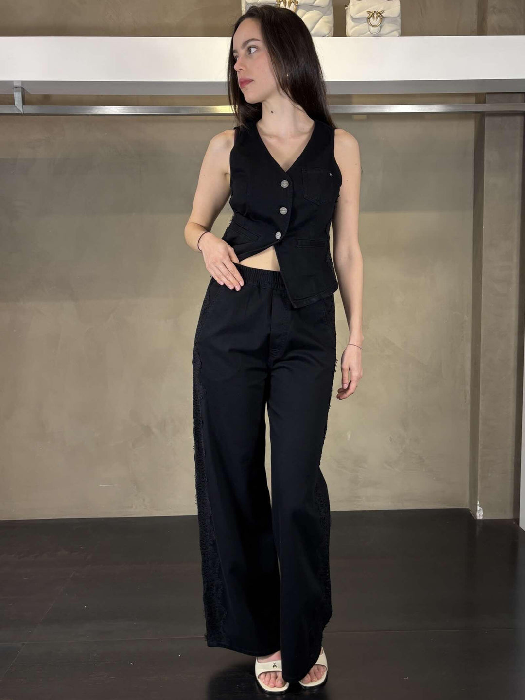 Pantalone denim nero con bande in pizzo PALCOZ99 PINKO