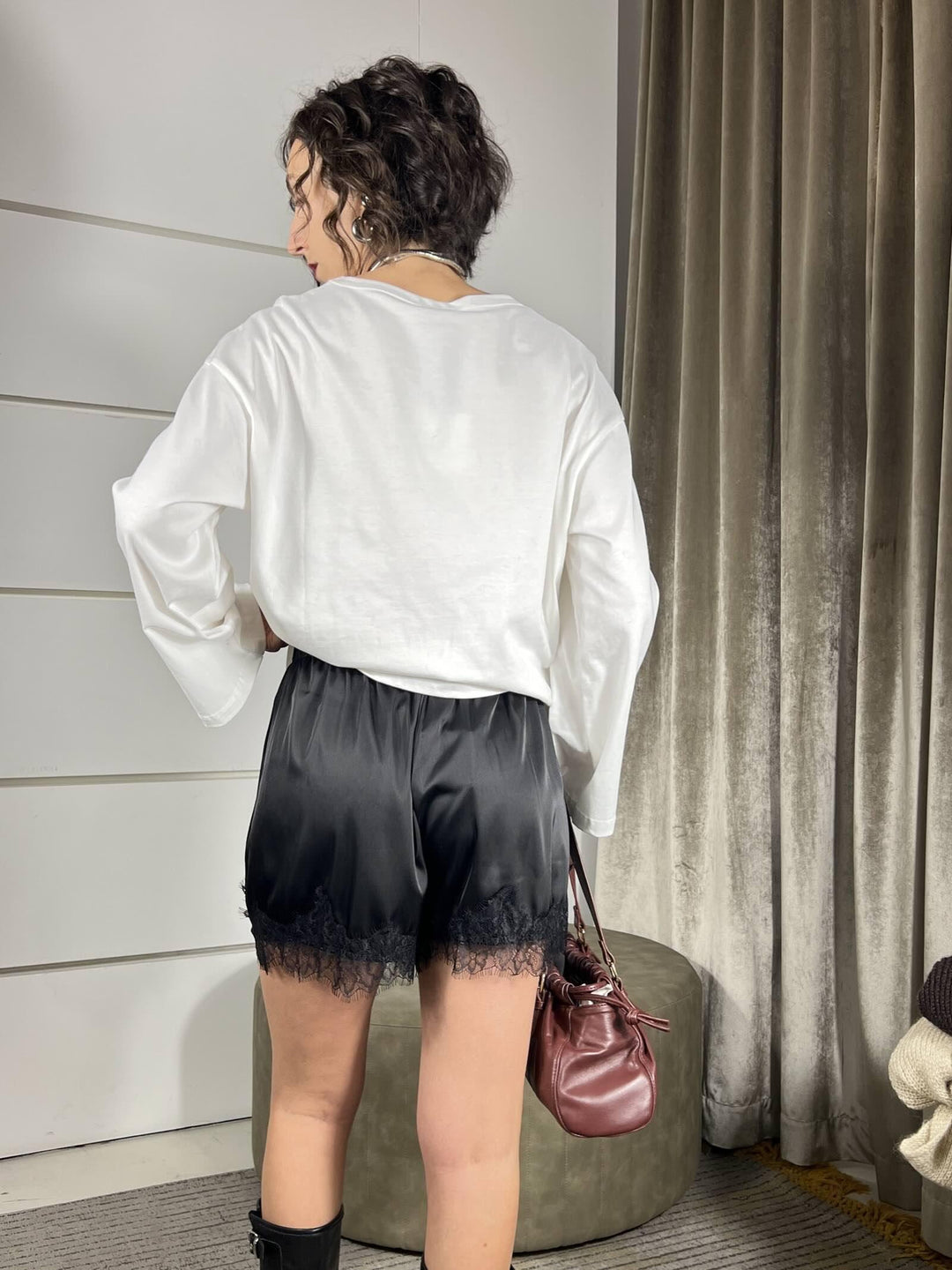 SHORT NERO SATIN CON PIZZO TF1030NERO VICOLO