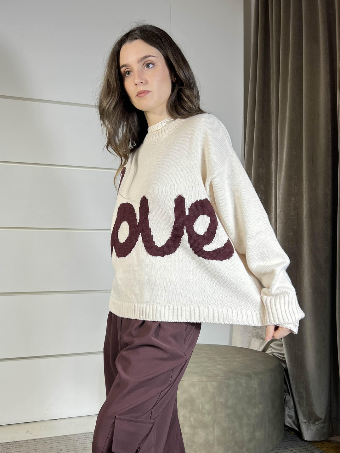 maglione girocollo burro con scritta love burgundy W5HMJ70A400BURGUNDY TENSIONE IN