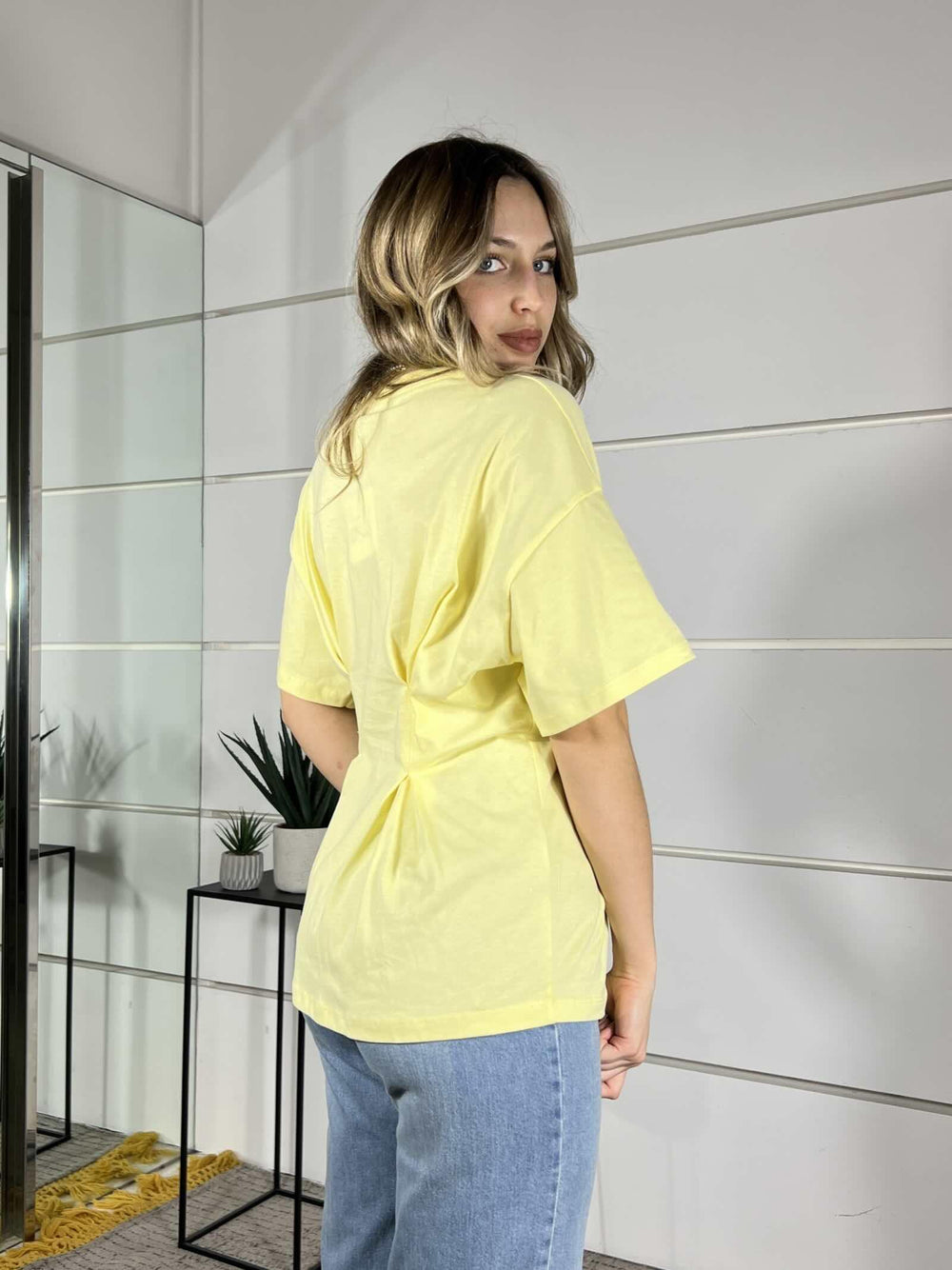 t-shirt gialla ripresa in vita UAB0020GIALLO VICOLO