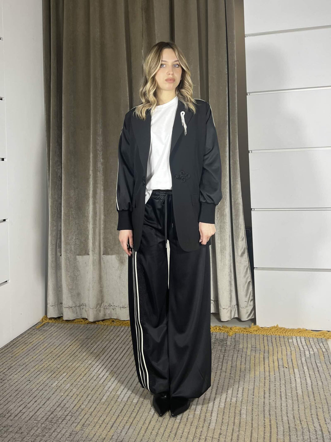 pantalone balloon con bande a lato e pizzo nero S3393NERO SUSY MIX