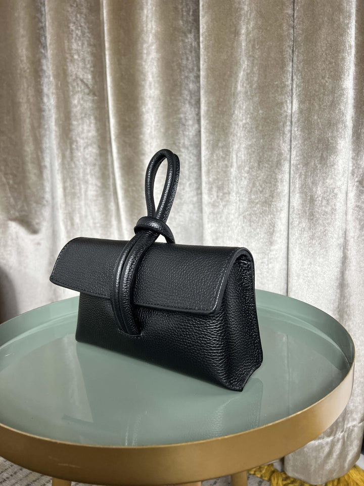 BORSA A NODO IN PELLE NERA 200414NERO FEMME CAFE SELECTION