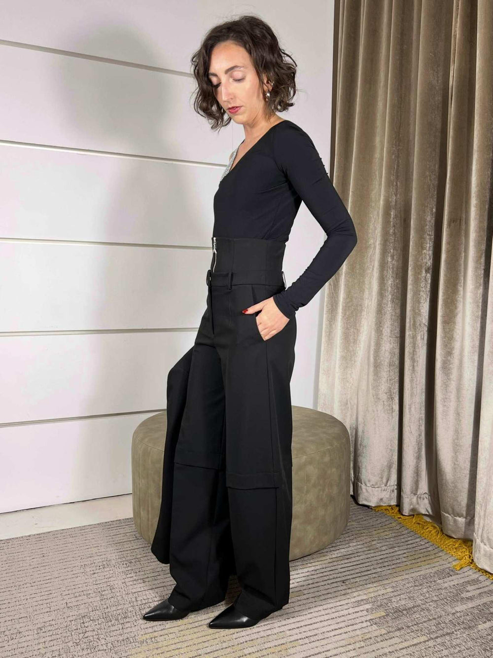 PANTALONE NERO BAGGY CON CORSETTO 2P1706A498K103 PATRIZIA PEPE PREVIEW