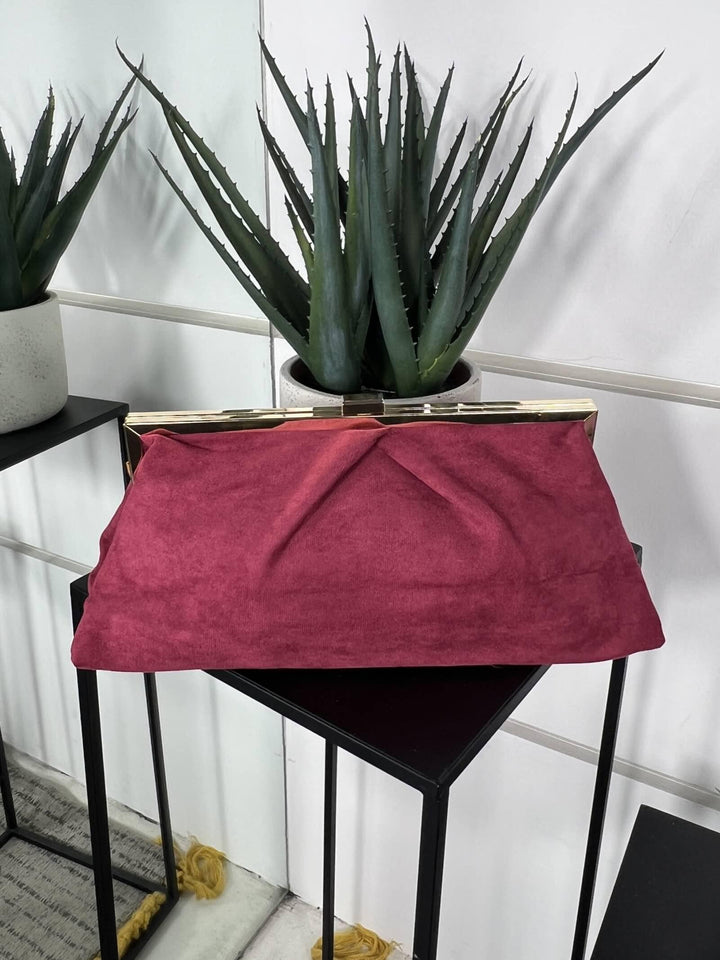 borsa a clutch scamosciata wine red con tracolla FF27497WINE RED FEMME CAFE SELECTION