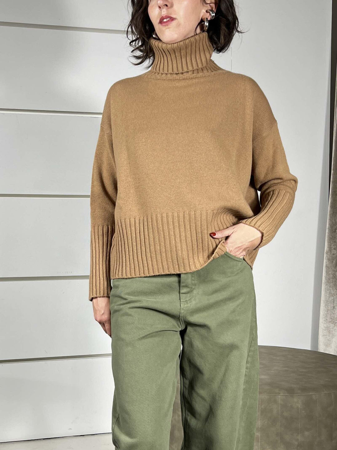 maglione collo alto con coste 100%lana cammello WL938-7AI25CAMMELLO TENSIONE IN