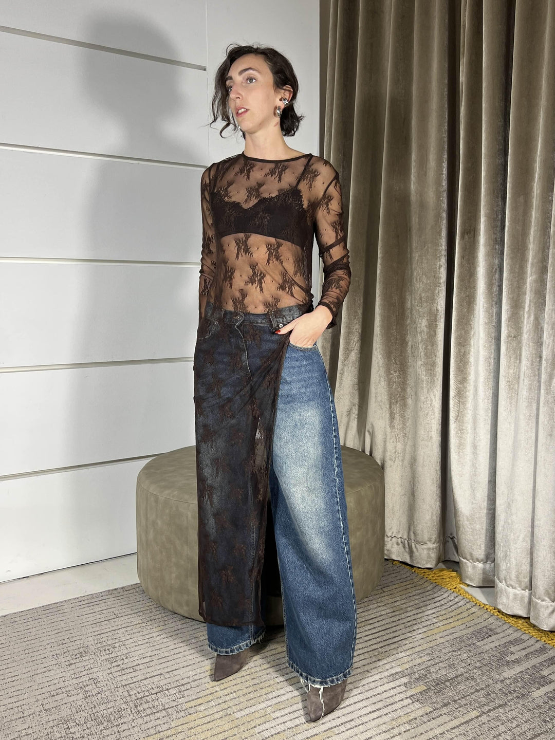 ABITO MORO LUNGO IN PIZZO CON SPACCO FW250011MORO TENSIONE IN