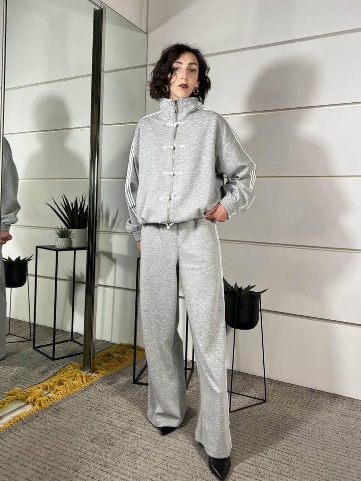pantalone tuta grigia con bande 26P3995GRIGIO TENSIONE IN