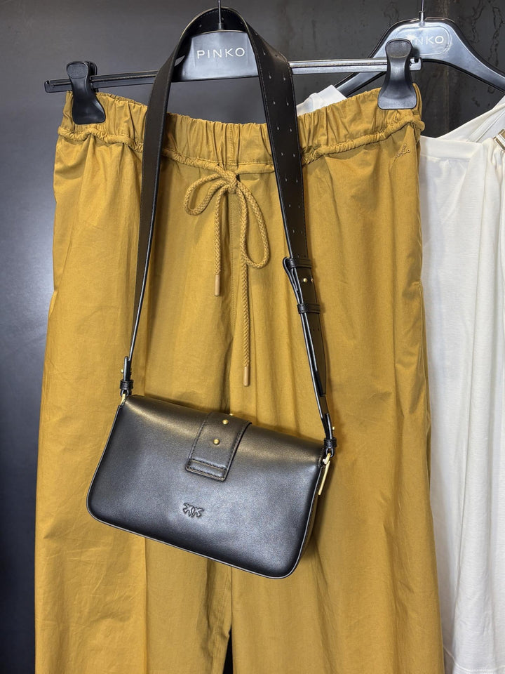 Borsa mini slouchy a spalla nera con logo oro LOVE ONE MINI SLOUCHYZ99Q PINKO