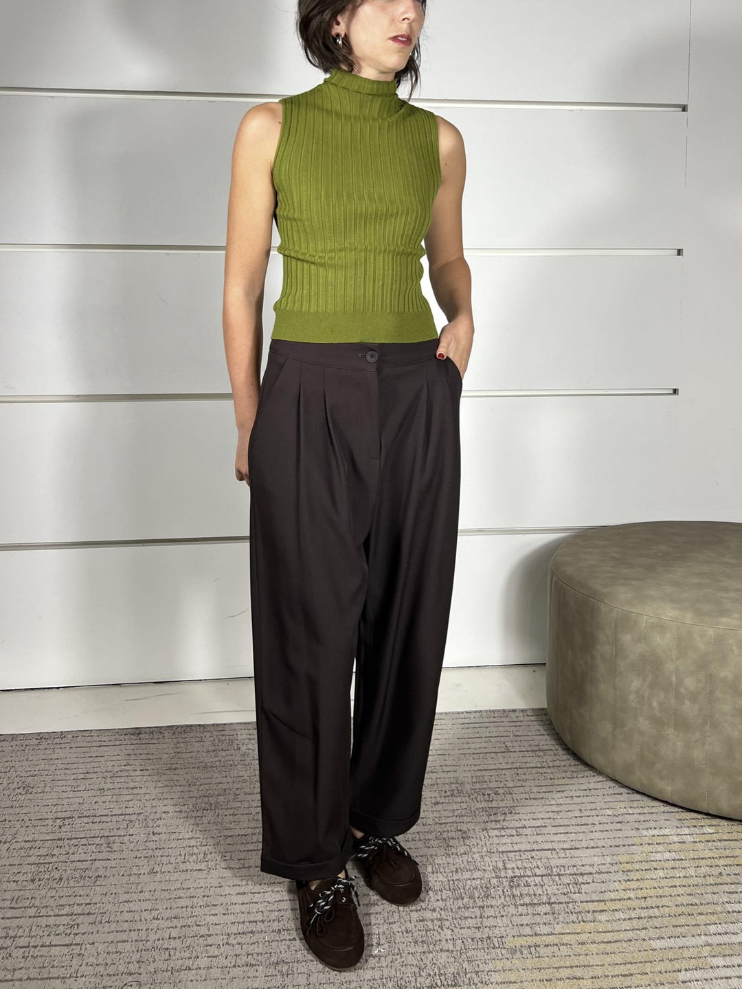 pantalone carrot con pinces moro TF0688MORO VICOLO