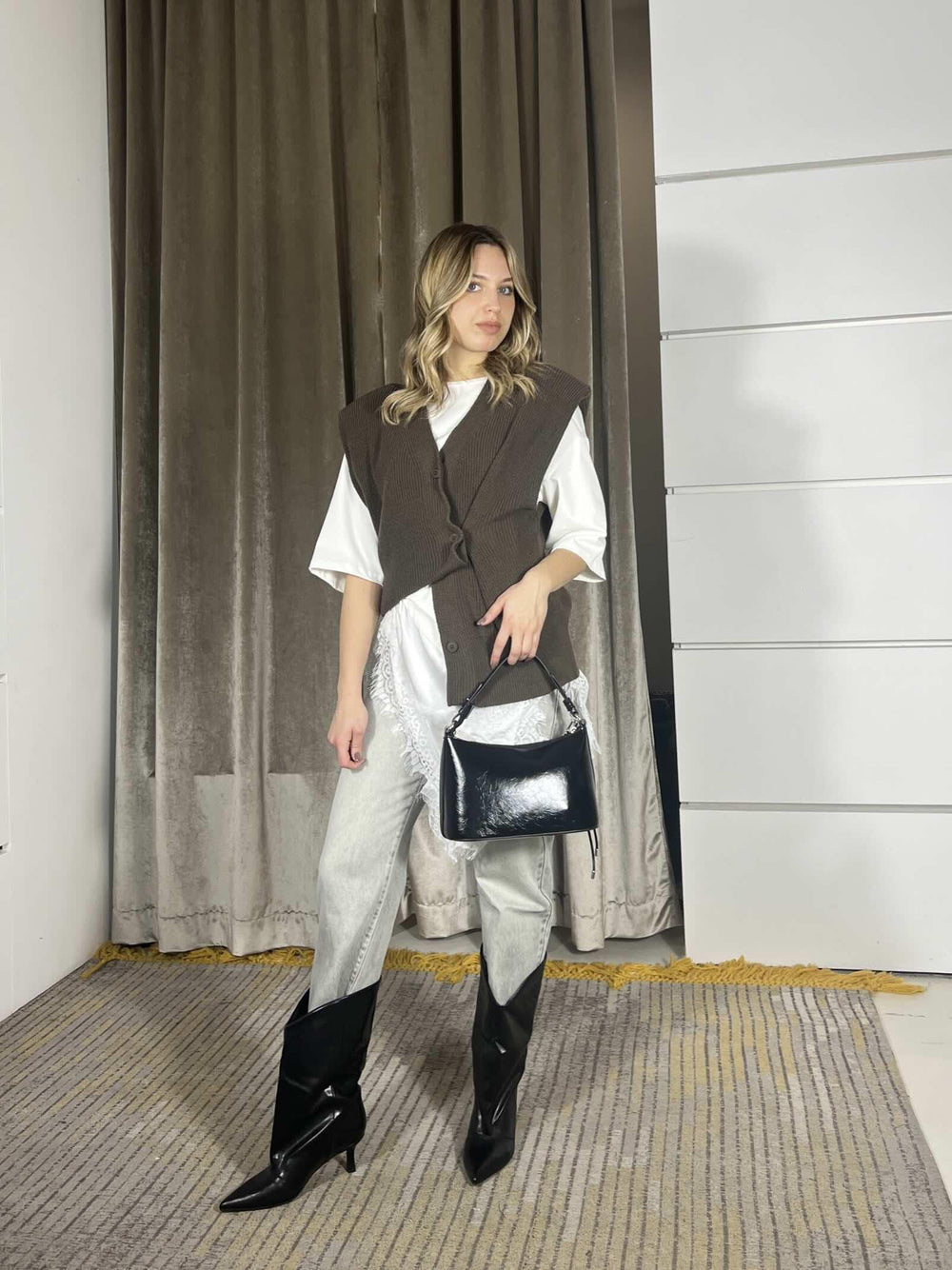 gilet con bottone a lato moro LFP-Q008MORO HAVE ONE