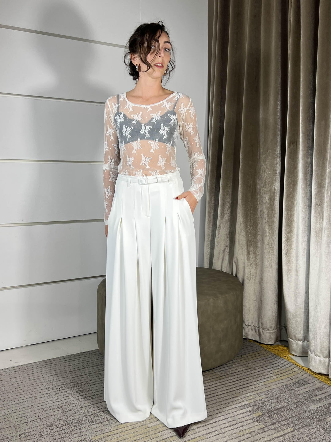 pantalone ampio con cinta e pinces latte – Femme Cafe