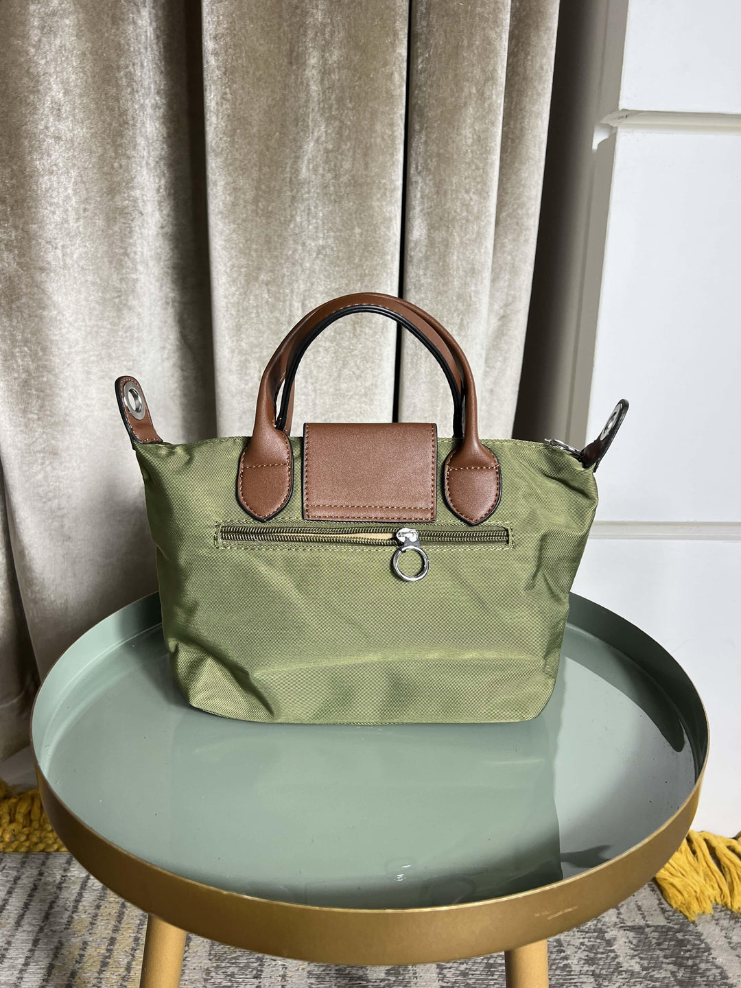 borsa green piccola a mano in nylon 77901GREEN FEMME CAFE SELECTION