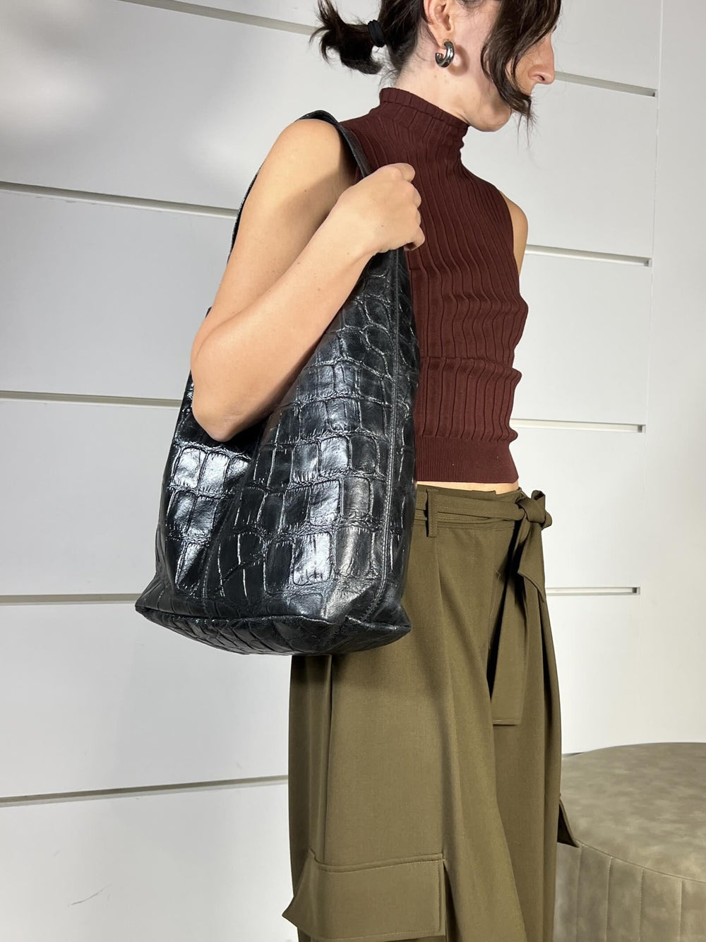 borsa nera a sacca cuoio VEACOCCONERO SUSY MIX