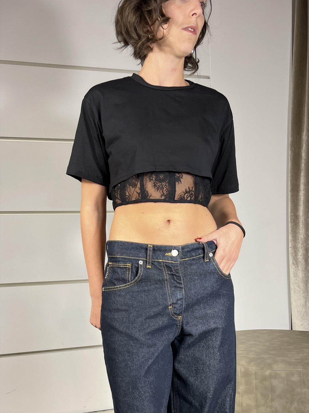 T-SHIRT NERA CROP CON TOP IN PIZZO  RMA-P026NERO HAVE ONE