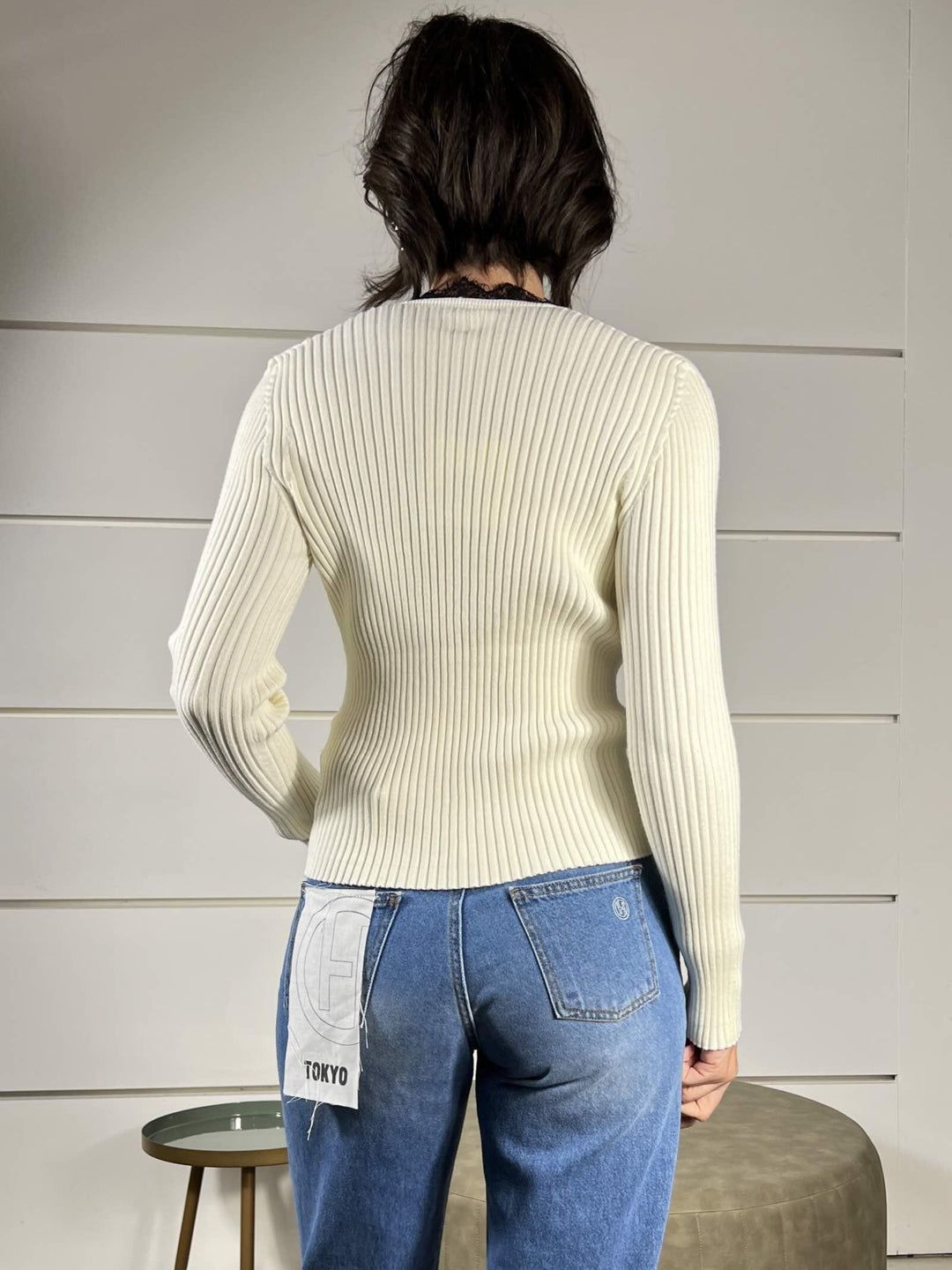 maglia scollo a v con pizzo a coste white W5HMJ54A418WHITE TENSIONE IN