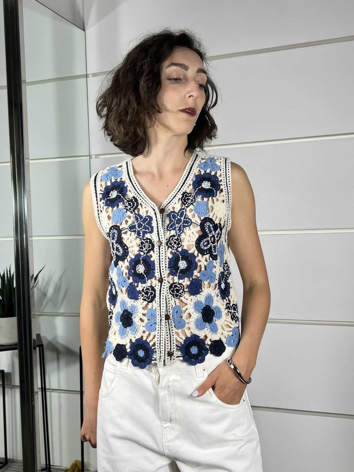 gilet con fiori ricamati e bottoncini colore panna e blu ZS68034PANNA/BLU SPICY CAFE