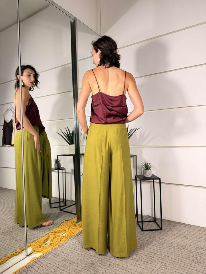 pantalone palazzo con pince tessuto effetto stropicciato olio P6K9LRC1238 IMPERIAL