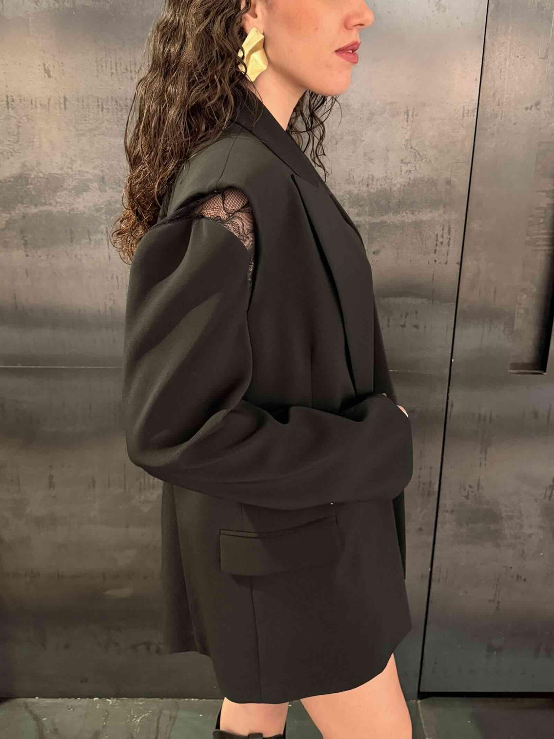 GIACCA CON CUT OUT E INSERTI IN PIZZO NELLA PSLLA E NEL RETRO 8S0566A6F5K103 PATRIZIA PEPE PREVIEW