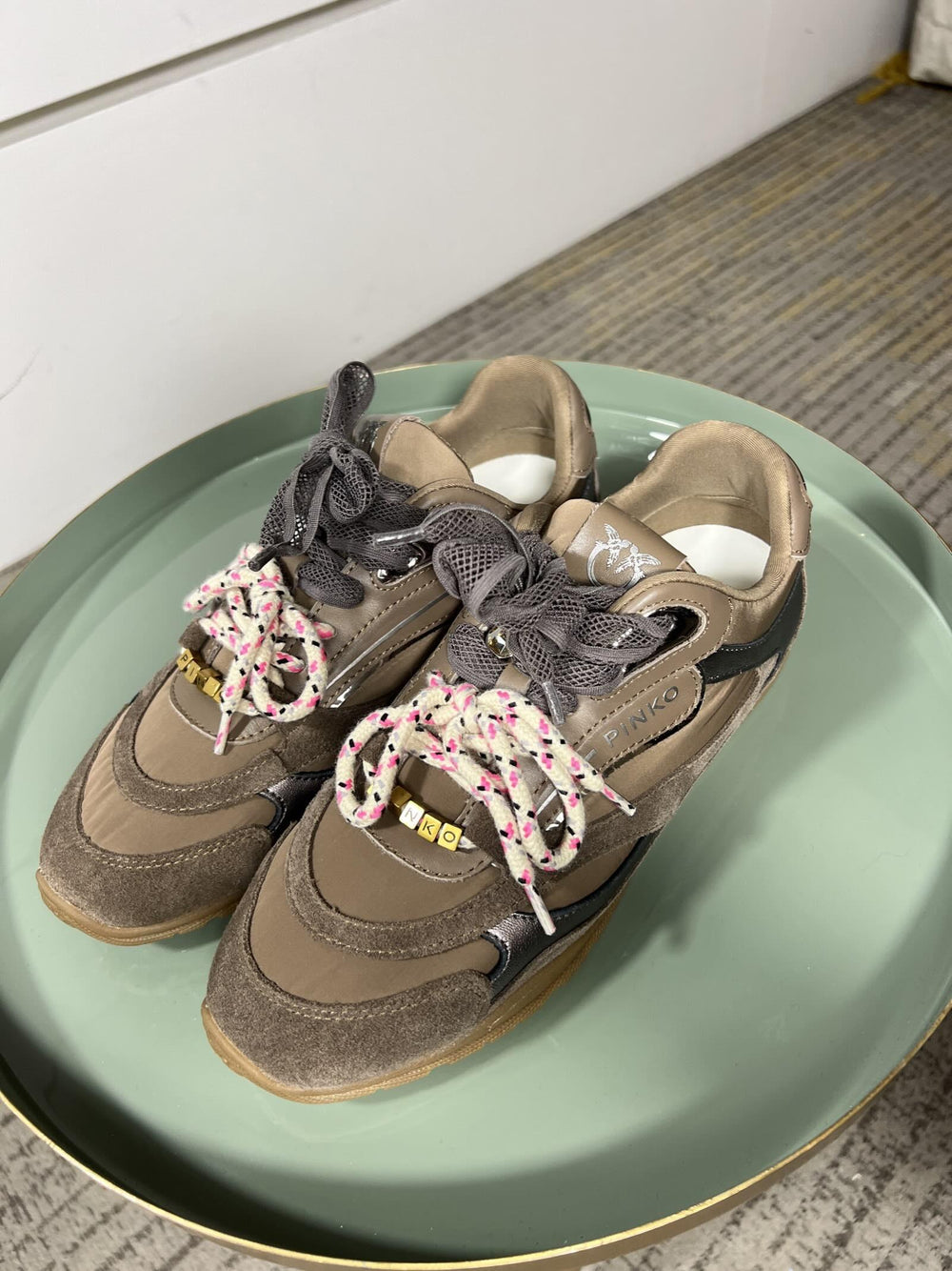 SNEAKERS IN TESSUTO TECNICO ON INSERTI IN SUEDE E CON LACCI INTERCAMBIABILI YULIA 01L72 PINKO