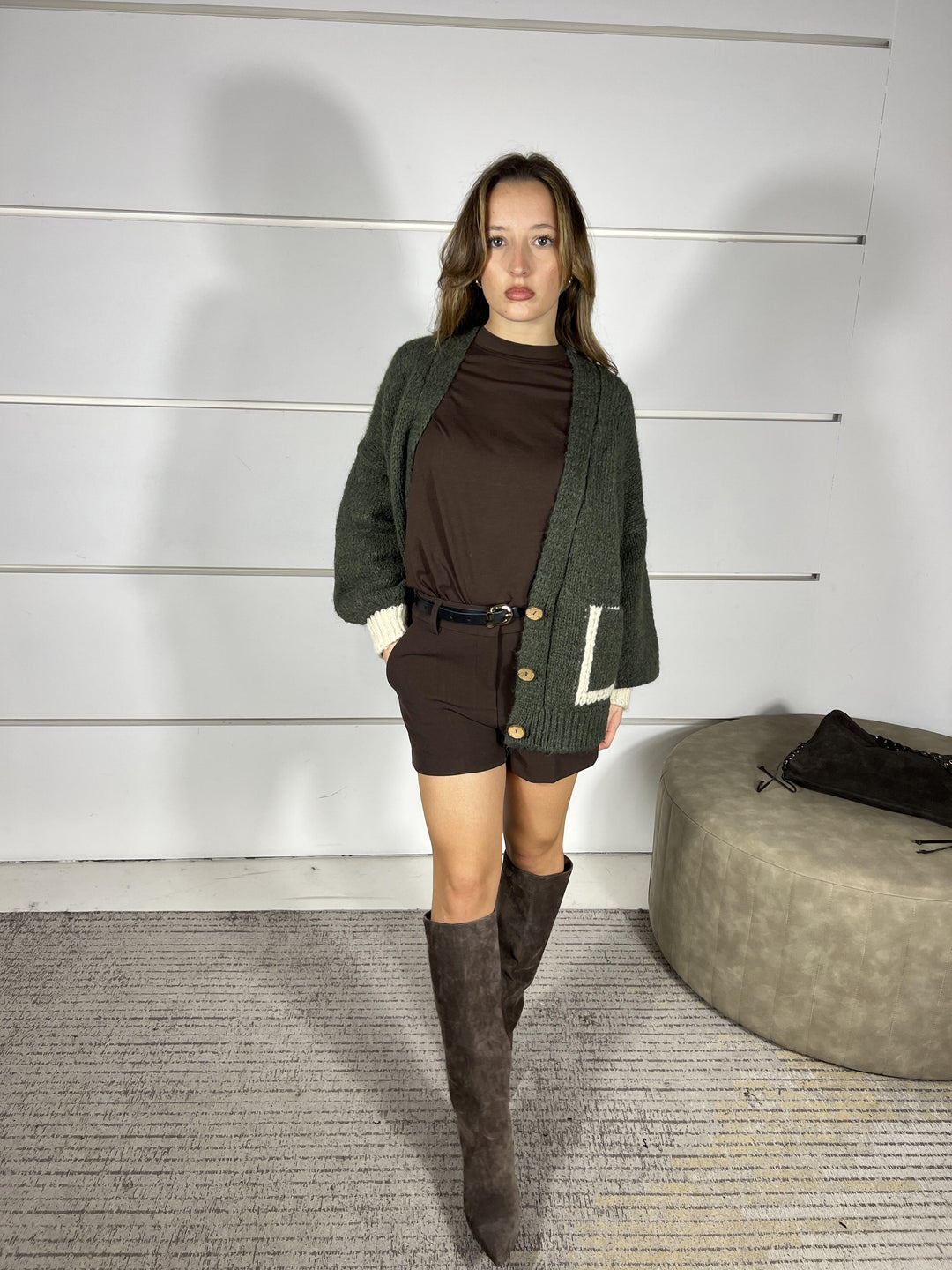 gilet con bottoni over scollo a moro in misto lana 55183FMORO VICOLO