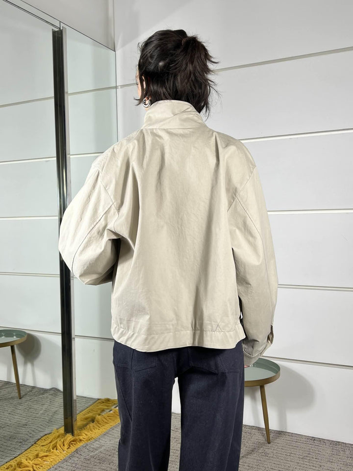 giubbotto beige ghiaccio a bomber con riga blu a collo alto PE260097BEIGE GHIACCIO TENSIONE IN