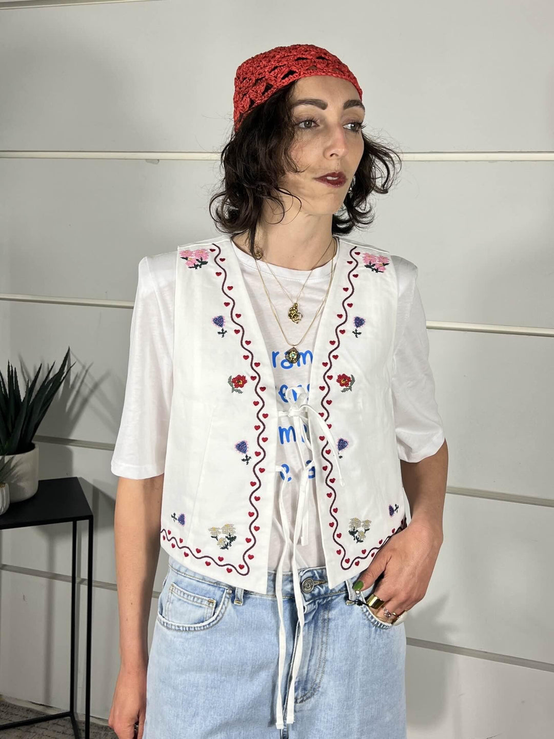 gilet con ricami con fiocchi 12528BIANCA FEMME CAFE SELECTION