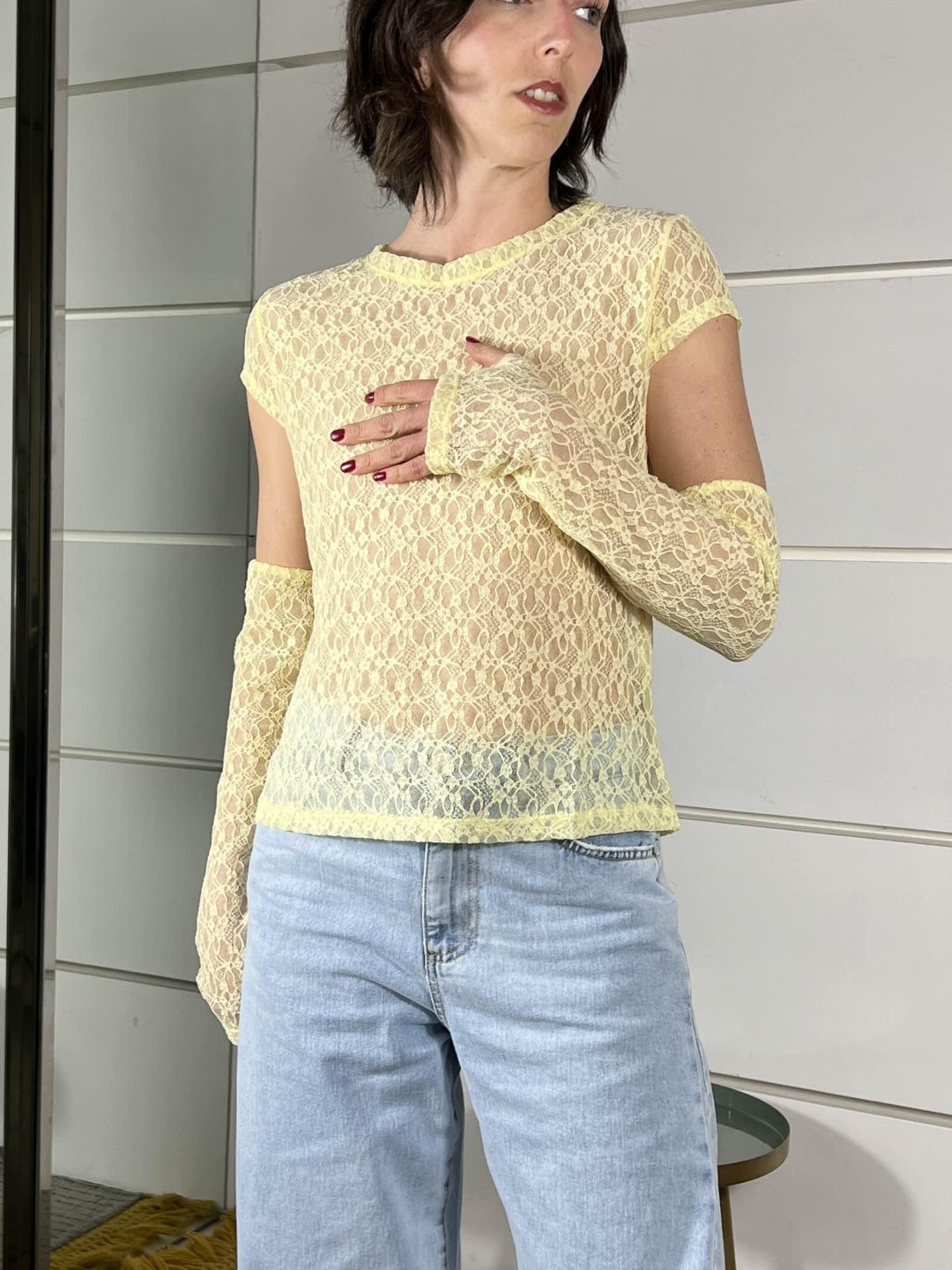 t-shirt in pizzo con manicotti gialla WTS26SE1374GIALLO TWO WAY