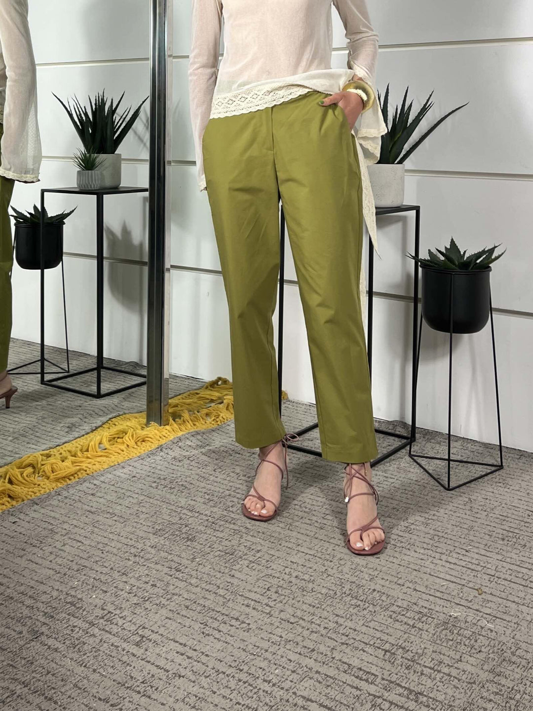 pantalone olio in cotone a sigaretta TAB2057OLIO 25 VICOLO