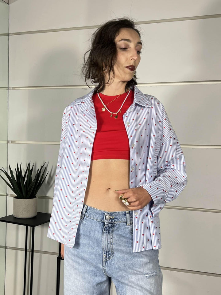 camicia a righe bainca e celeste con cuori rossi 0065CUORI/CELESTE SPICY CAFE