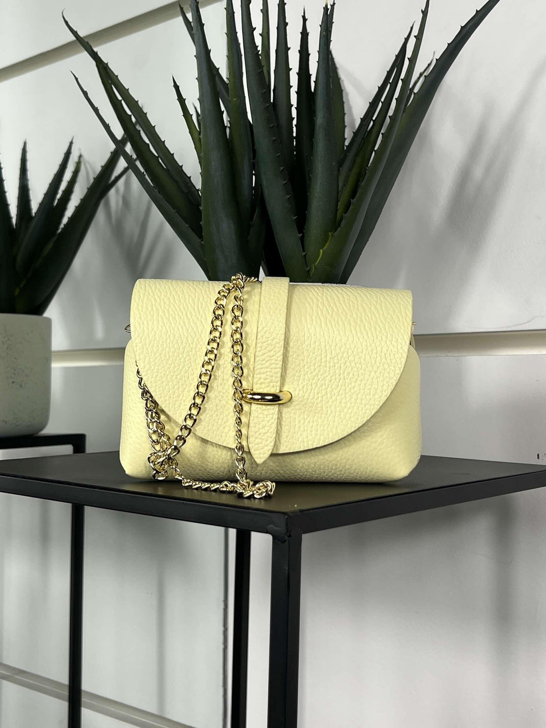 borsa in vera pelle lime con tracolla a catena 5363SOFT LIME FEMME CAFE SELECTION
