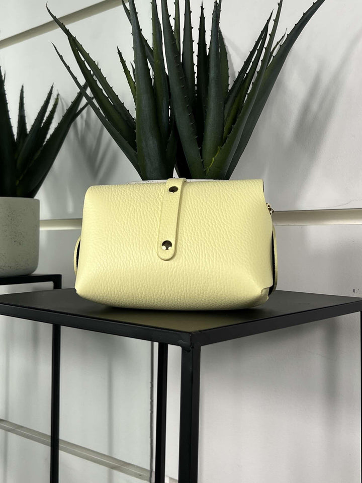 borsa in vera pelle lime con tracolla a catena 5363SOFT LIME FEMME CAFE SELECTION