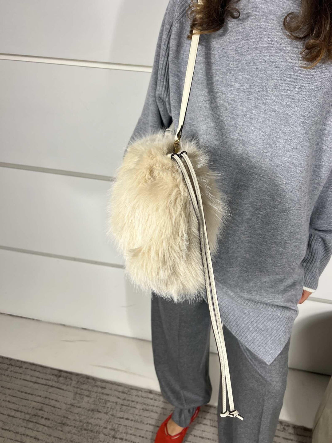 MAXI CLUTCH EFFETTO PELLICCIA BEIGE-GRIGIO FUMO ANTIQUE GOLD MAXI CLUTCHC50Q PINKO