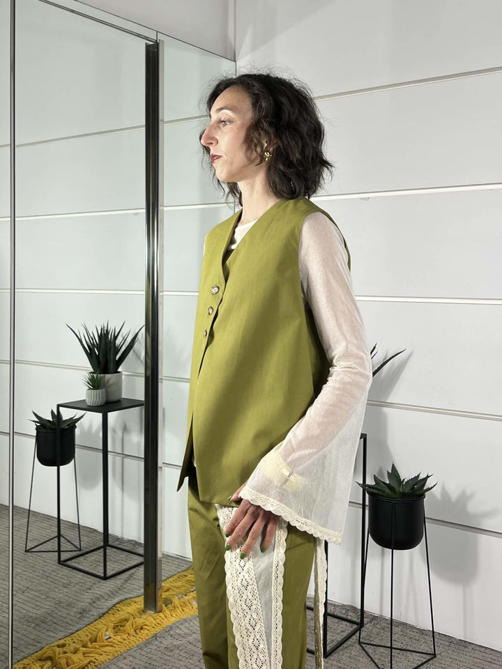 gilet con spacco davanti in cotone olio TAB2054OLIO 25 VICOLO