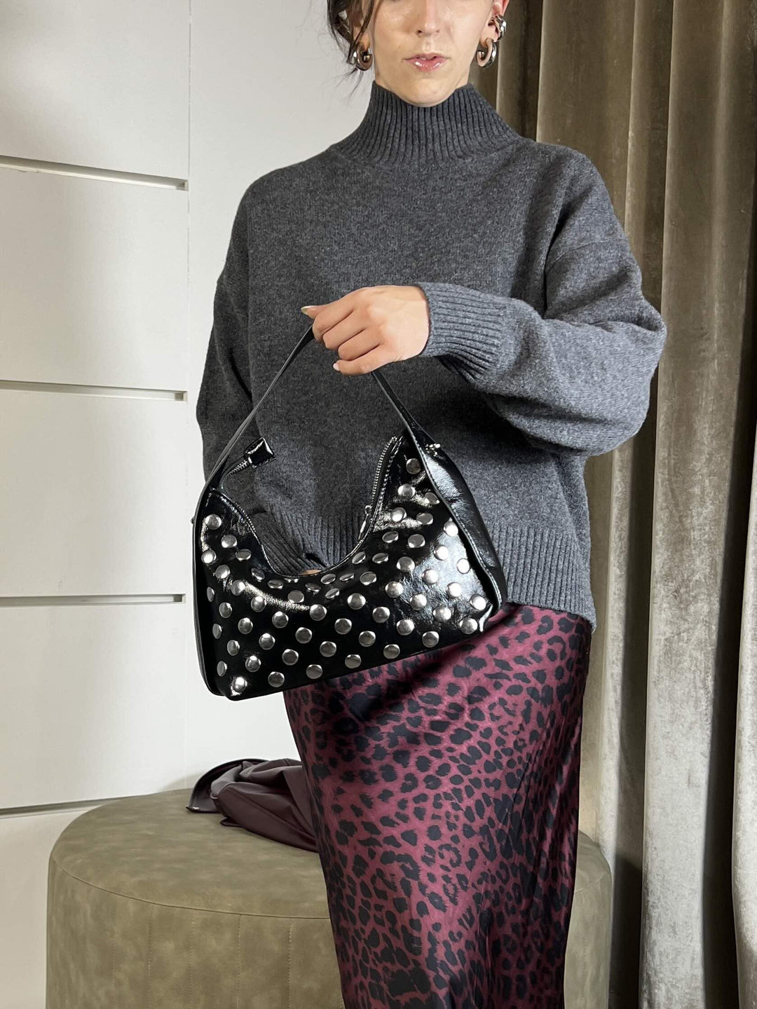 BORSA NERA CON BORCHIE PH5156BLACK FEMME CAFE SELECTION
